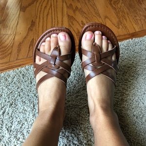 Brown strappy sandals